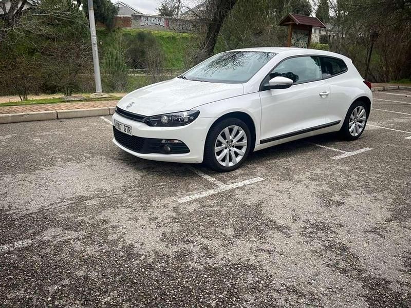 Usado VW Scirocco 122 CV (89 kW) 2010 Blanco Coupe