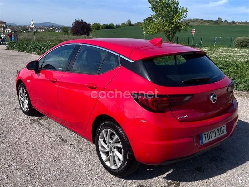 Brugt Opel Astra Dynamic 125 HK (91 kW) 2017 Rød Sedan