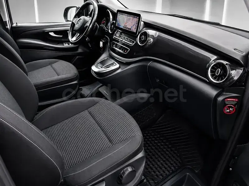 Usado Mercedes V220 Avantgarde 163 CV (119 kW) 2018 Negro Monovolumen