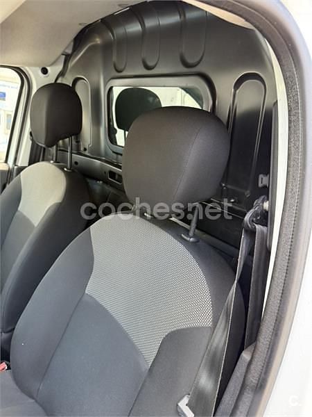 Usado Dacia Dokker 90 CV (66 kW) 2019 Blanco Monovolumen