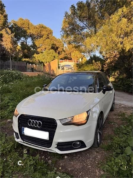 Usado Audi A1 Attraction 105 CV (77 kW) 2011 Blanco Utilitario