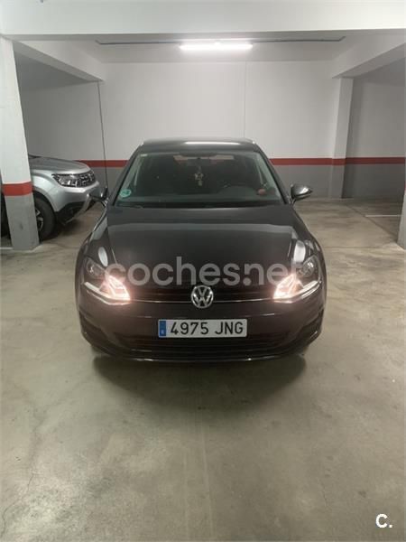 Usado VW Golf VII Edition 110 CV (80 kW) 2016 Gris / plata Familiar