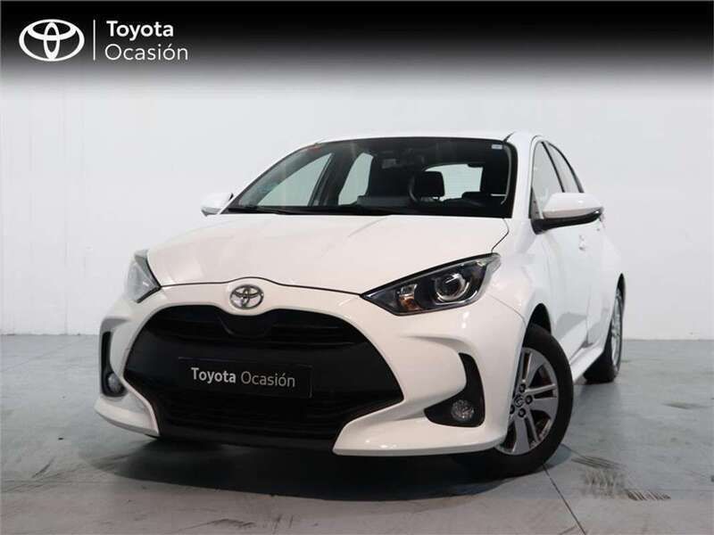 Blanco Usado 2021 Toyota Yaris Edition Utilitario | 16.900 € (Un poco caro) - Imagen 1/4