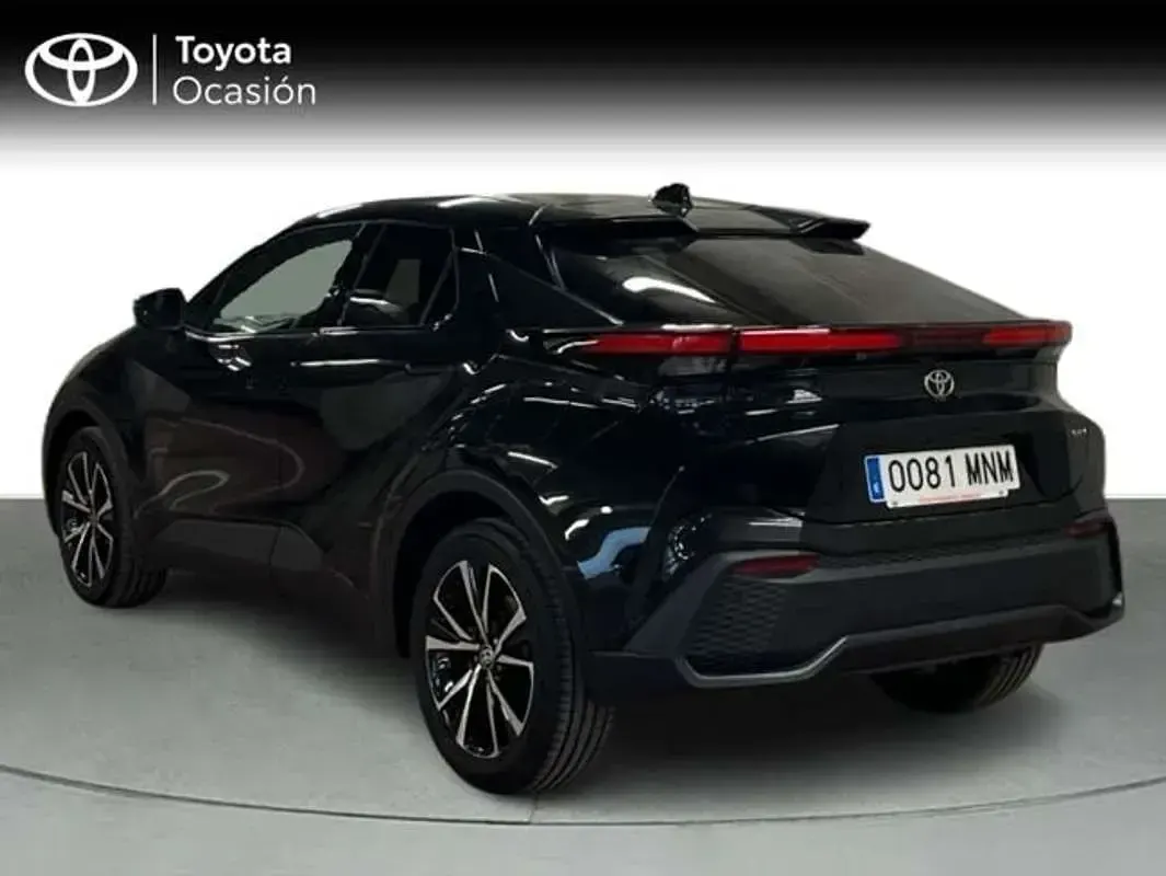 Usado Toyota C-HR Advance 140 CV (102 kW) 2024 Negro SUV