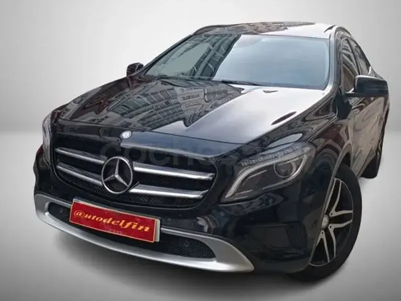 Usado Mercedes GLA220 Style 177 CV (130 kW) 2016 Negro SUV