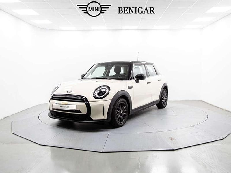 Usado Mini Cooper 136 CV (100 kW) 2022 Blanco Utilitario