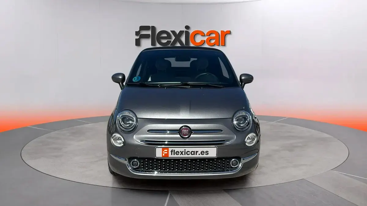 Usado Fiat 500 Dolcevita 70 CV (51 kW) 2023 Gris Descapotable