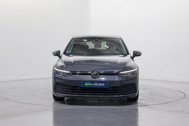 Usado VW Golf VII Life 150 CV (110 kW) 2021 Gris Utilitario