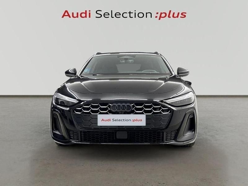 Usado Audi A5 Ambiente 204 CV (150 kW) 2025 Negro Familiar