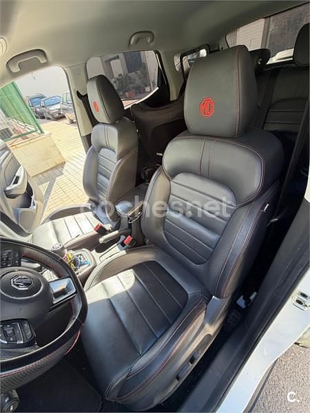 Usado MG ZS Luxury 106 CV (77 kW) 2023 Blanco SUV