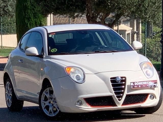 Beige Usado 2008 Alfa Romeo MiTo Progression Utilitario | 4980 € (Precio justo) - Imagen 1/4