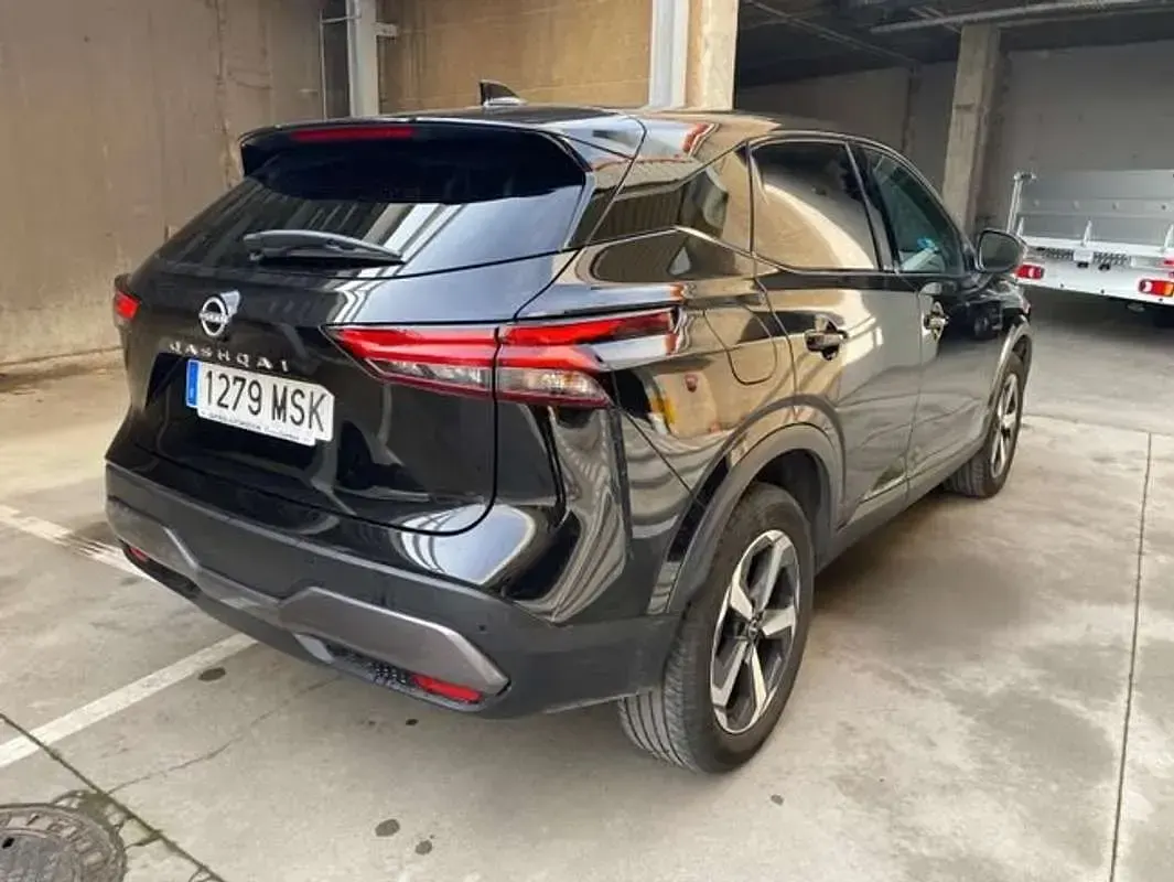 Usado Nissan Qashqai N-Connecta 141 CV (103 kW) 2024 Gris SUV