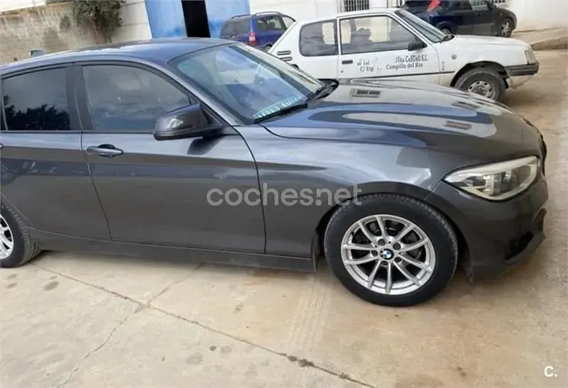 Usado BMW 116 116 CV (85 kW) 2015 Gris / plata Utilitario