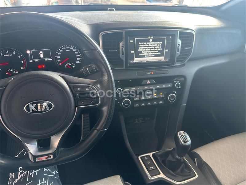 Usado Kia Sportage GT-Line 177 CV (130 kW) 2017 Rojo SUV
