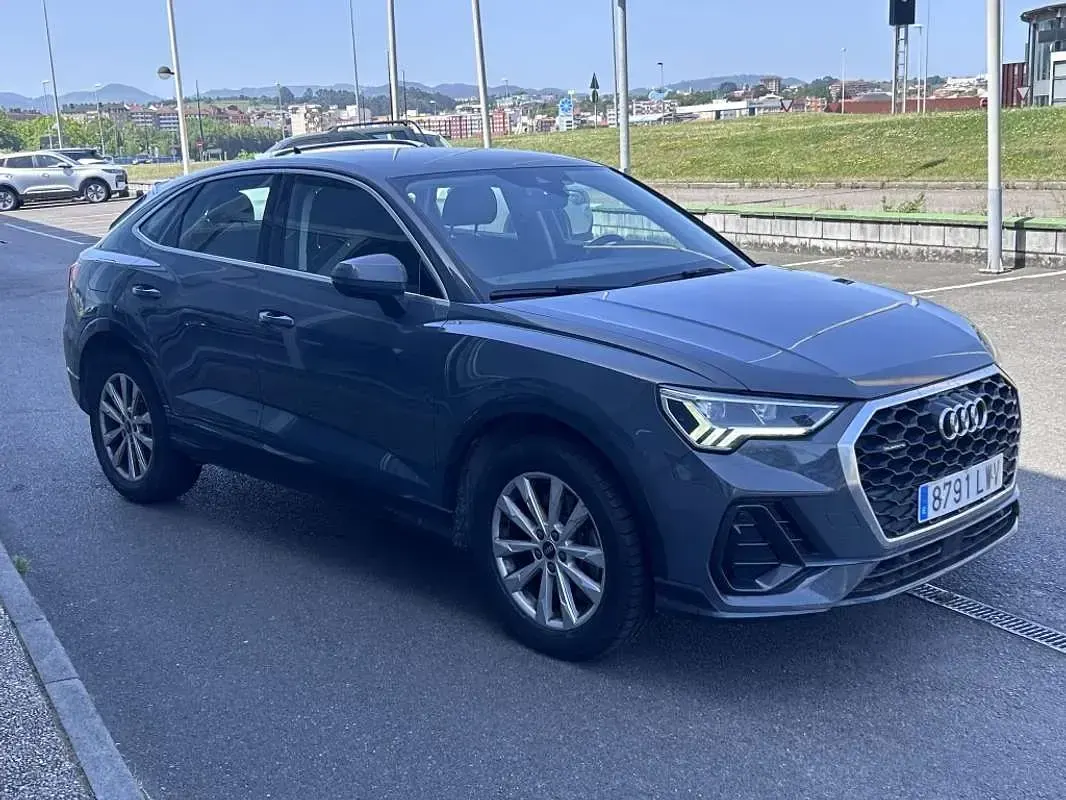Usado Audi Q3 Sportback Advanced 200 CV (147 kW) 2022 Gris SUV