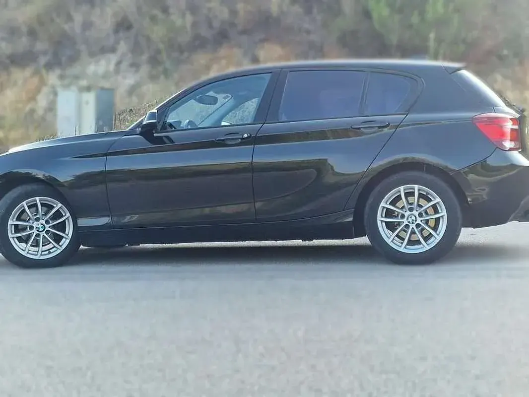 Usado BMW 116 116 CV (85 kW) 2014 Negro Utilitario