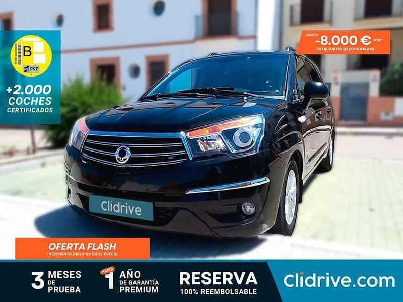 Negro Usado 2015 Ssangyong (KGM) Rodius Monovolumen | 7890 € (Super precio) - Imagen 1/3