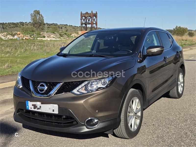 Usado Nissan Qashqai N-TEC 130 CV (95 kW) 2014 Marrón SUV