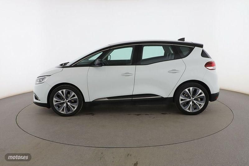 Usado Renault Scénic IV Zen 120 CV (88 kW) 2019 Blanco Monovolumen