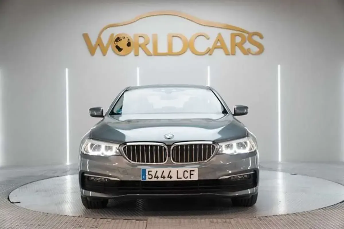 Usado BMW 530e iPerformance 252 CV (185 kW) 2019 Gris Berlina