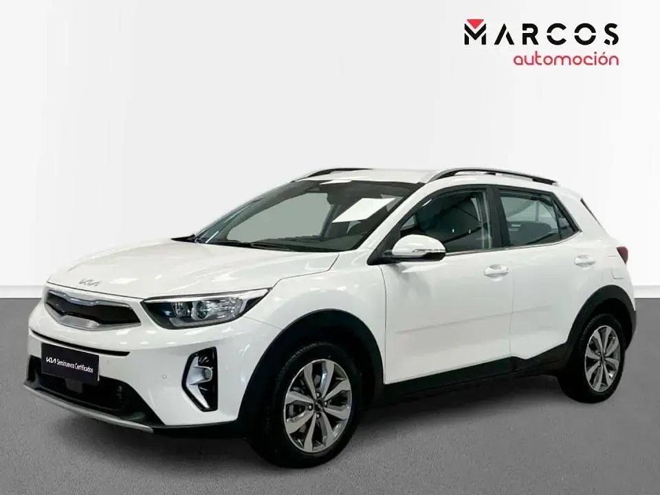 Usado Kia Stonic 100 CV (73 kW) 2022 SUV