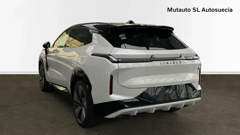 Usado Lynk & Co 08 350 CV (257 kW) 2025 Blanco SUV