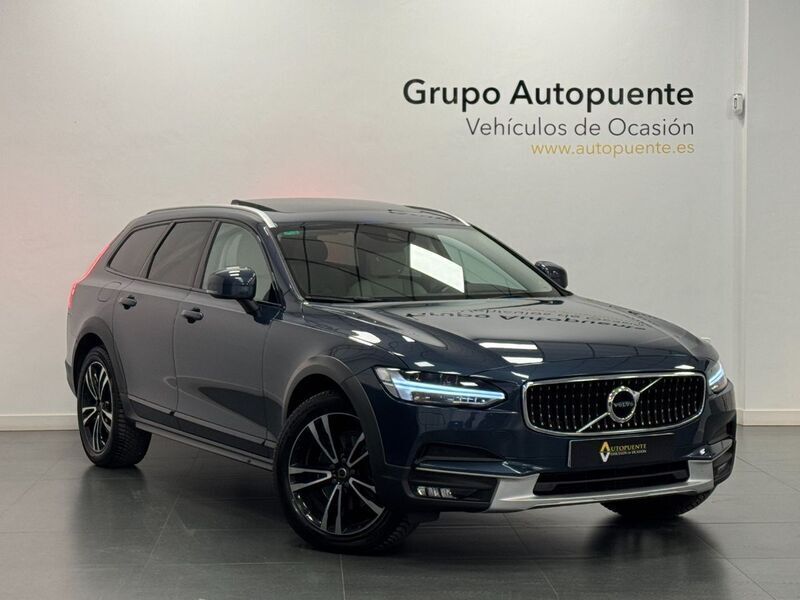 Azul Usado 2019 Volvo V90 R-Design Familiar | 31.990 € (Un poco caro) - Imagen 1/4