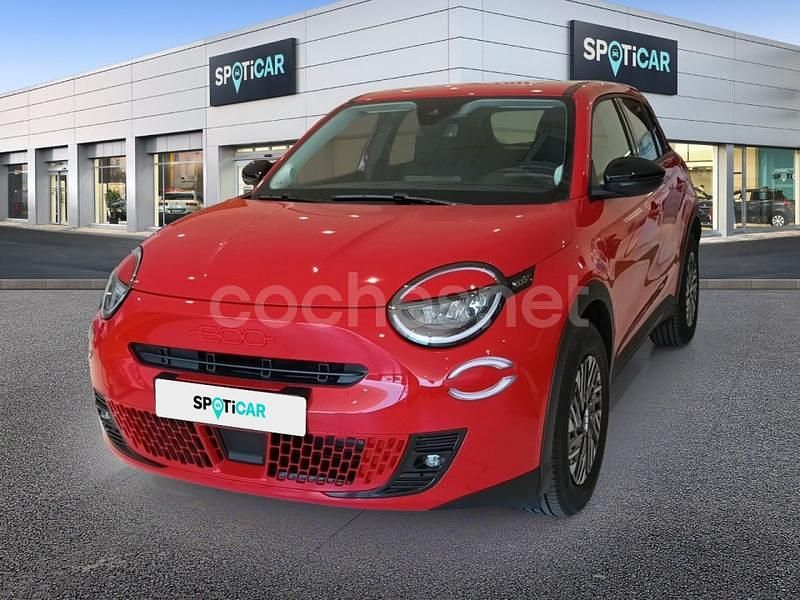 Usado 2023 Fiat 600E Red | 21.900 € (Precio justo) - Imagen 1/4