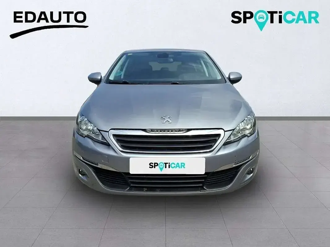 Usado Peugeot 308 Style 120 CV (88 kW) 2016 Burdeos Utilitario