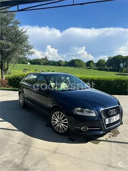 Usado Audi A3 Sportback Ambition 160 CV (117 kW) 2011 Azul Utilitario