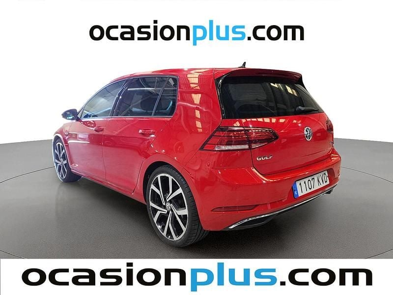 Usado VW Golf VII Advance 131 CV (96 kW) 2019 Rojo Utilitario