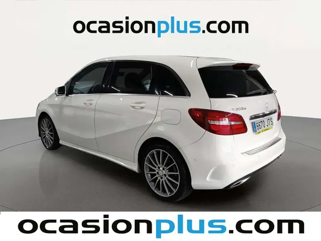 Usado Mercedes B200 AMG 136 CV (100 kW) 2016 Blanco Utilitario