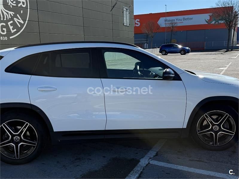 Usado Mercedes GLA200 150 CV (110 kW) 2022 Blanco SUV