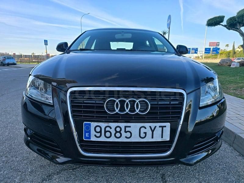 Usado Audi A3 Attraction 105 HP (77 kW) 2010 Preto Citadino