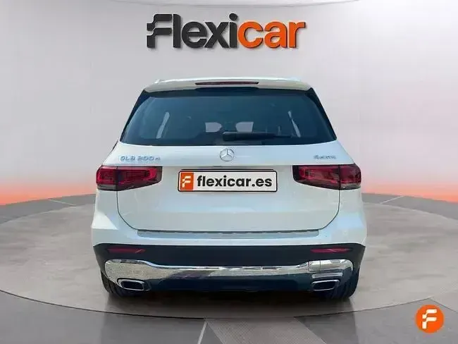 Usado Mercedes GLB200 150 CV (110 kW) 2022 Blanco SUV