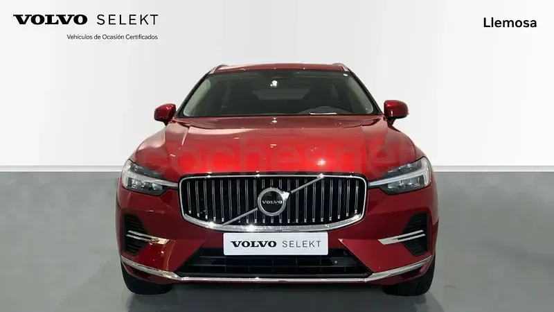 Usado Volvo XC60 Core 350 CV (257 kW) 2024 Rojo SUV