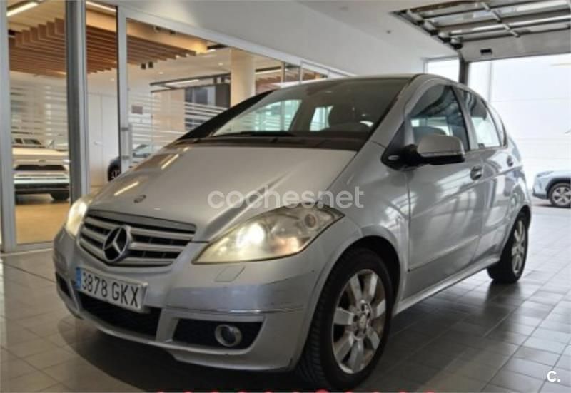 Gris / plata Usado 2009 Mercedes A180 Avantgarde Monovolumen | 4500 € (Buen precio) - Imagen 1/4