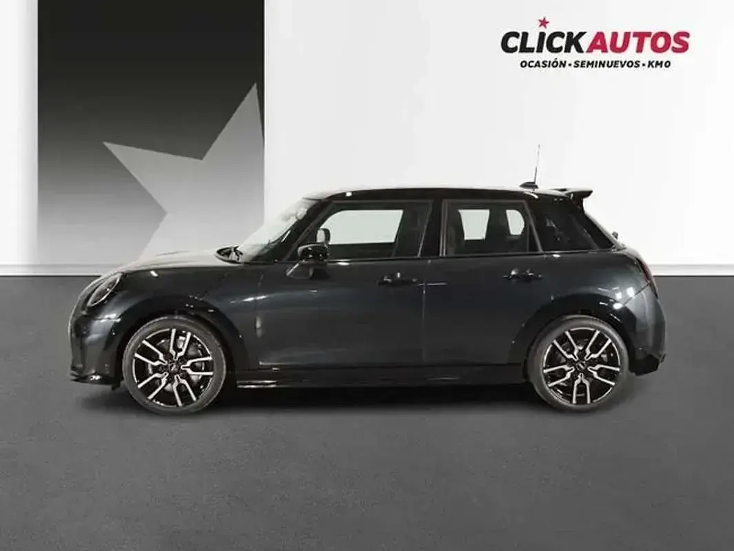 Usado Mini Cooper 114 kW (156 CV) 2025 Gris Utilitario