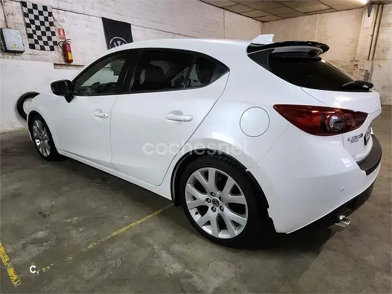 Usado Mazda 3 Style 120 CV (88 kW) 2013 Blanco Berlina