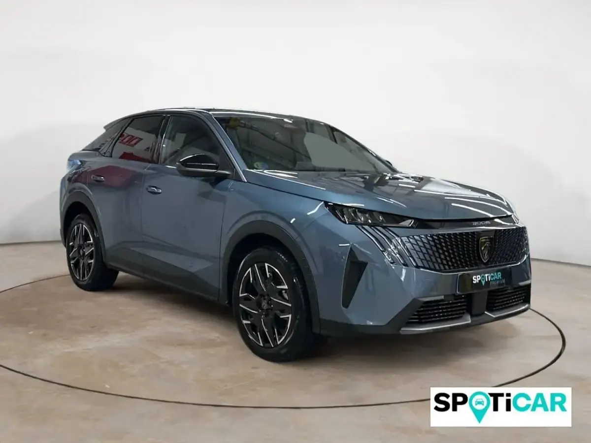 Usado Peugeot 3008 Allure 145 CV (106 kW) 2025 Azul SUV