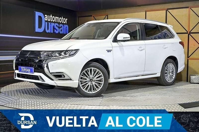 Blanco Usado 2021 Mitsubishi Outlander P-HEV SUV | 24.690 € (Precio justo) - Imagen 1/4