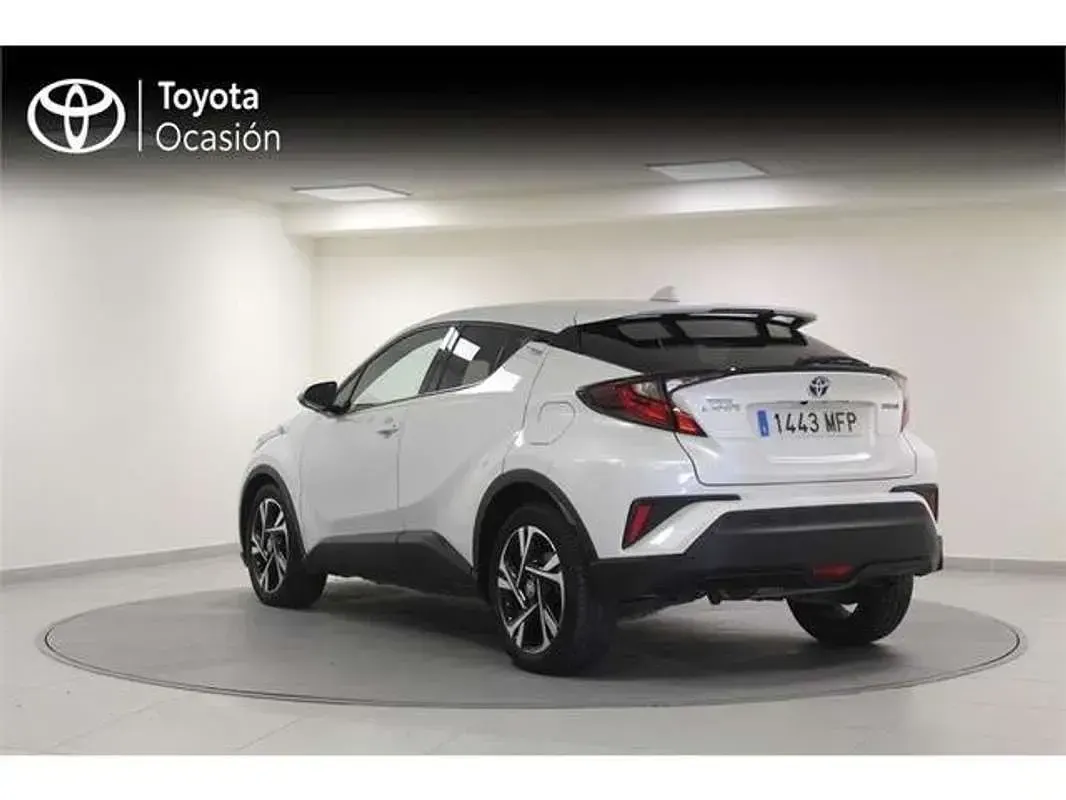 Usado Toyota C-HR Advance 122 CV (89 kW) 2023 Blanco SUV