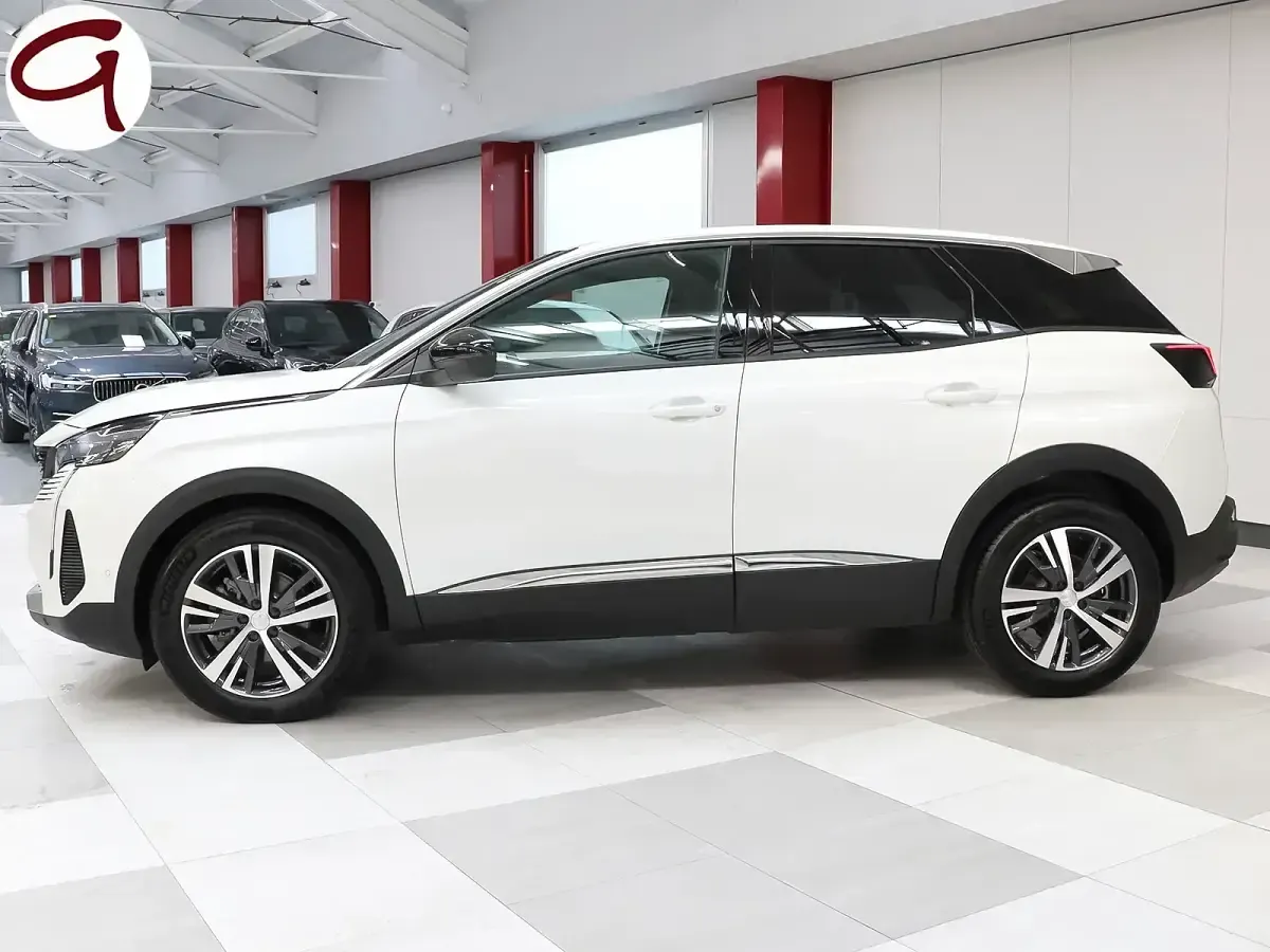 Usado Peugeot 3008 Allure 130 CV (95 kW) 2024 Blanco SUV