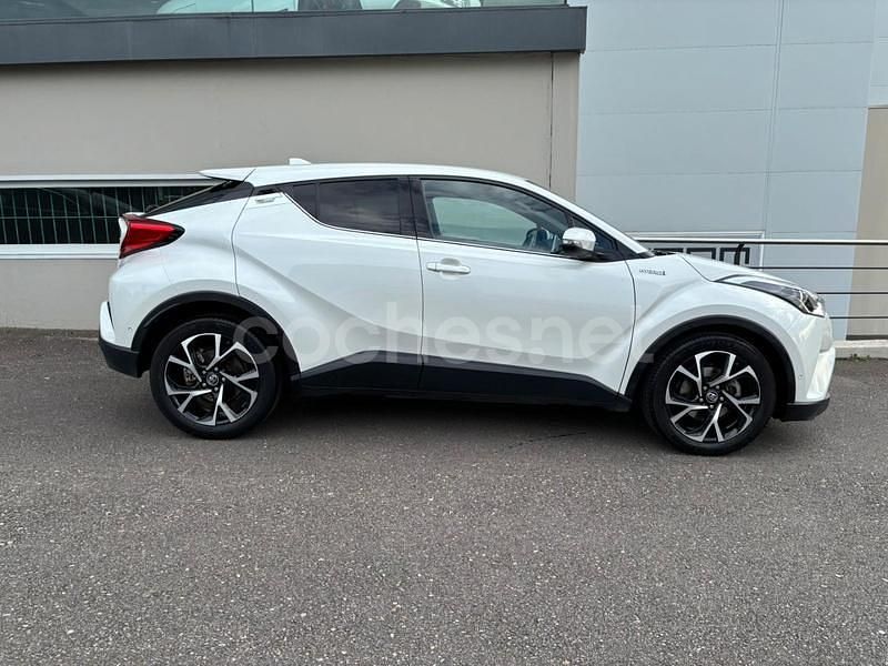 Usado Toyota C-HR Advance 122 CV (89 kW) 2018 Blanco SUV