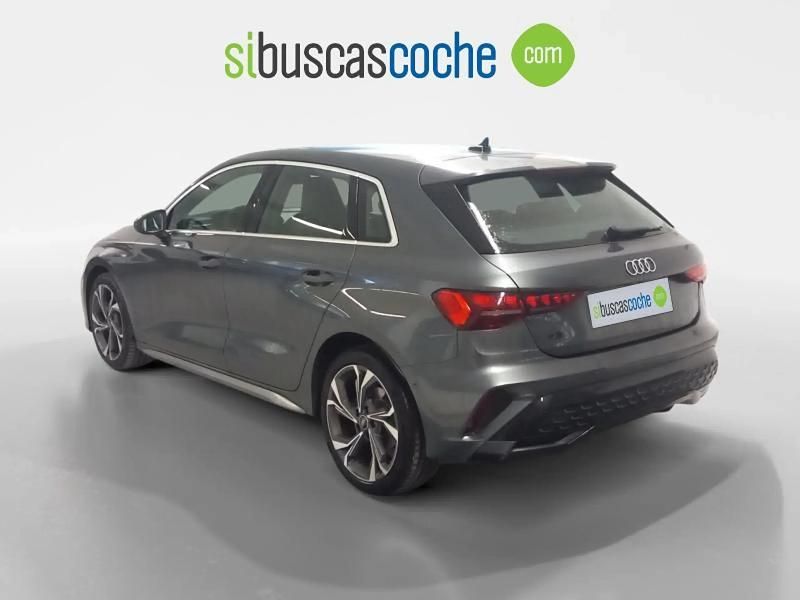 Usado Audi A3 Sportback e-tron S-Line 204 CV (150 kW) 2025 Gris/plata Utilitario