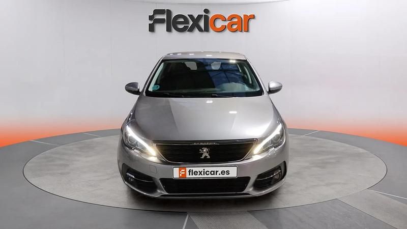 Usado Peugeot 308 Active 131 CV (96 kW) 2021 Gris Utilitario