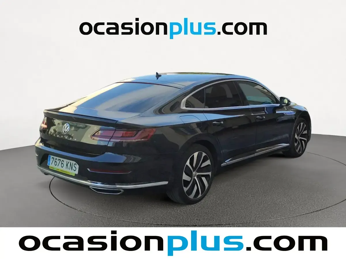 Usado VW Arteon R-line 190 CV (139 kW) 2018 Negro Berlina