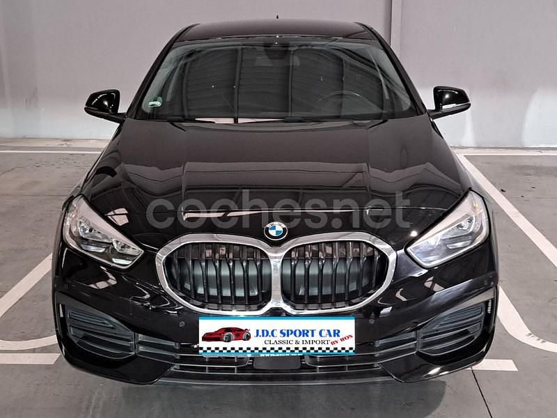 Usado BMW 118 Comfort Edition 136 CV (100 kW) 2021 Negro Utilitario
