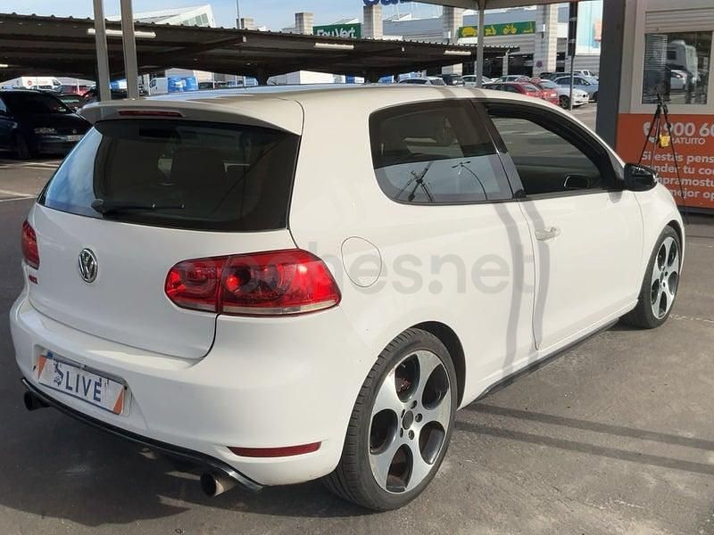 Usado VW Golf VI GTI 210 CV (154 kW) 2010 Blanco Utilitario