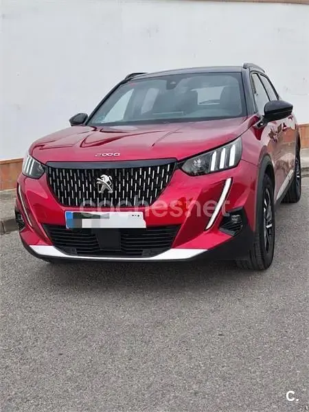 Usado Peugeot 2008 GT 130 CV (95 kW) 2021 Rojo SUV